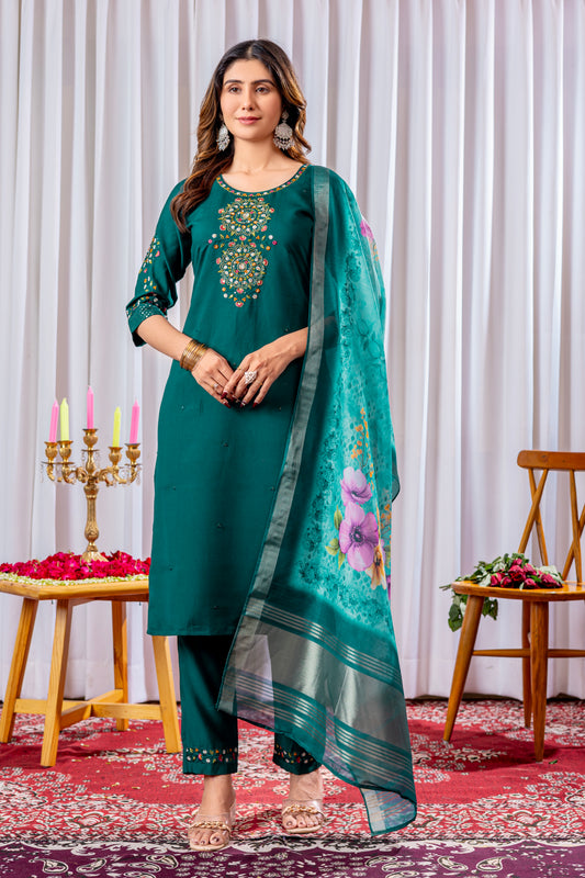 Emerald Green Embroidered Kurta Pant Set with Floral Organza Dupatta