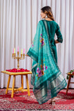 Emerald Green Embroidered Kurta Pant Set with Floral Organza Dupatta